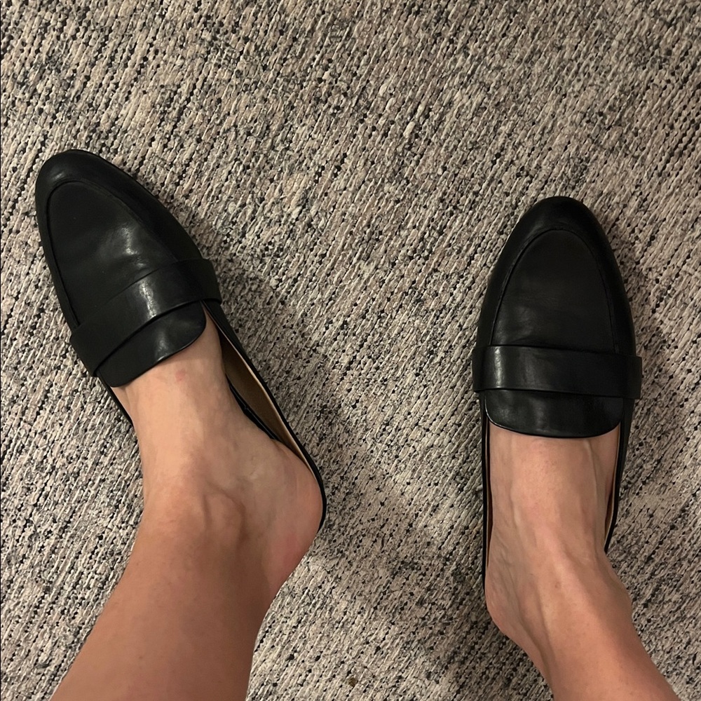 🥿 Vince Camuto “Rausa” Black Leather Mules - Picture 7 of 8